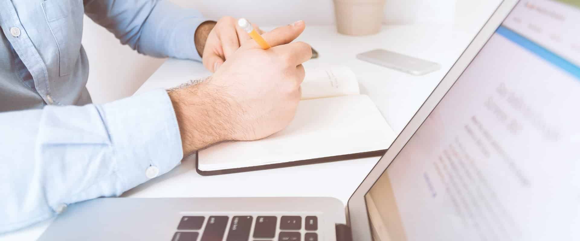 PPG 信号在医疗保健中的诊断特征和潜在应用：系统综述
